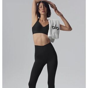 Alo Black Super High Waisted Leggings